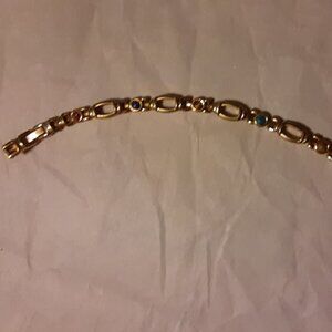 Jeweled Bracelet Gold-tone